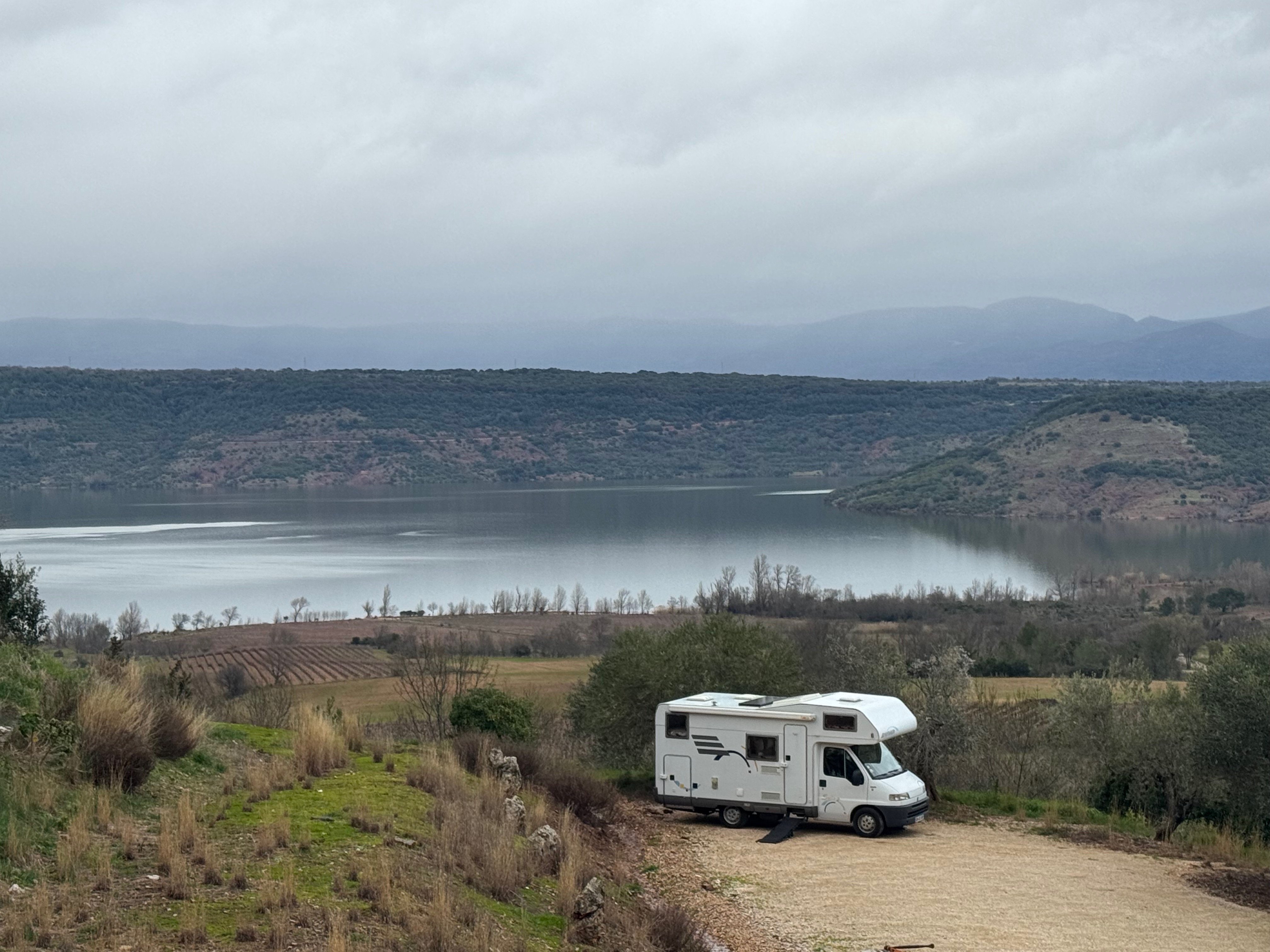 La première nuit seule en camping-car : ce moment qui fait peur… mais qui change tout