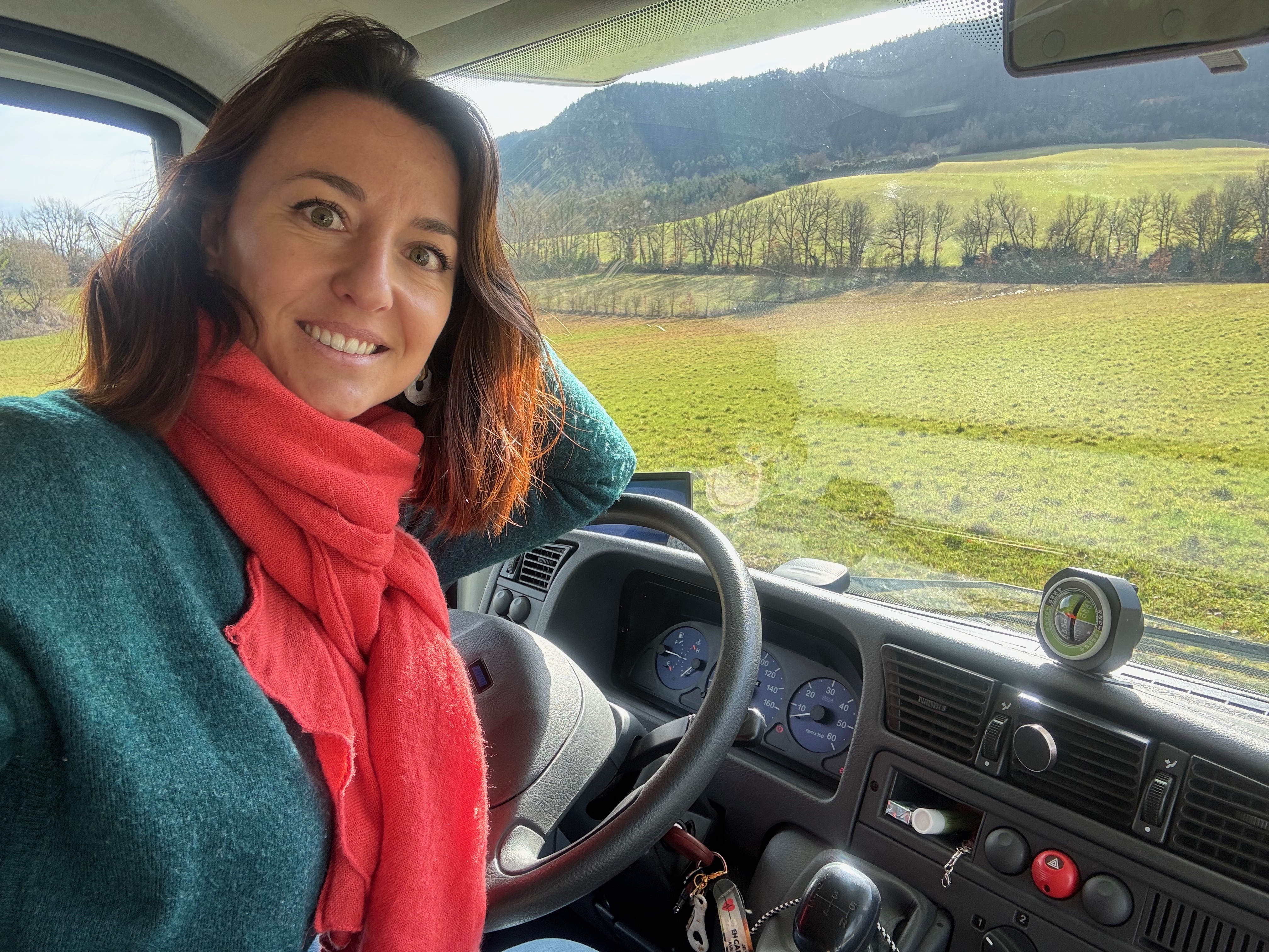 Mes premiers jours seule en camping-car : entre euphorie, doutes et liberté
